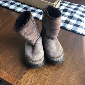 Youth Uggs Brown size Youth 12